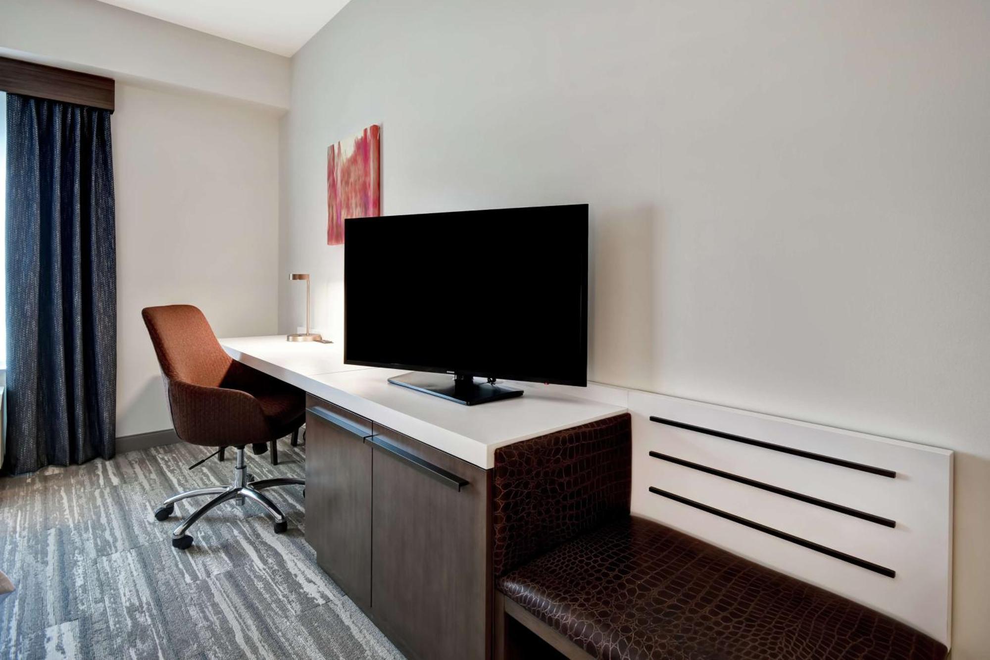 Hilton Garden Inn Lansing West Eksteriør billede