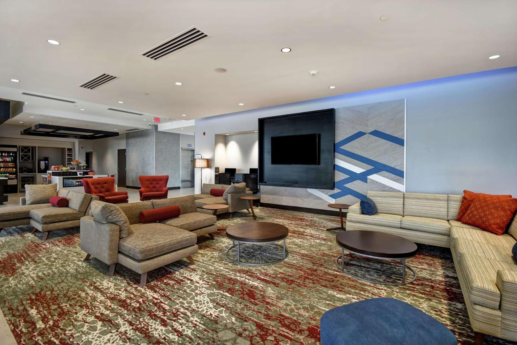 Hilton Garden Inn Lansing West Eksteriør billede